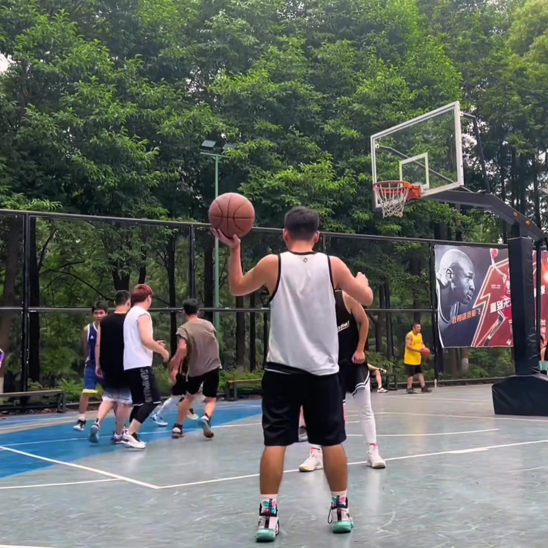 有一說(shuō)一全中國(guó)沒幾個(gè)人可以防住他得靠文班來(lái)了