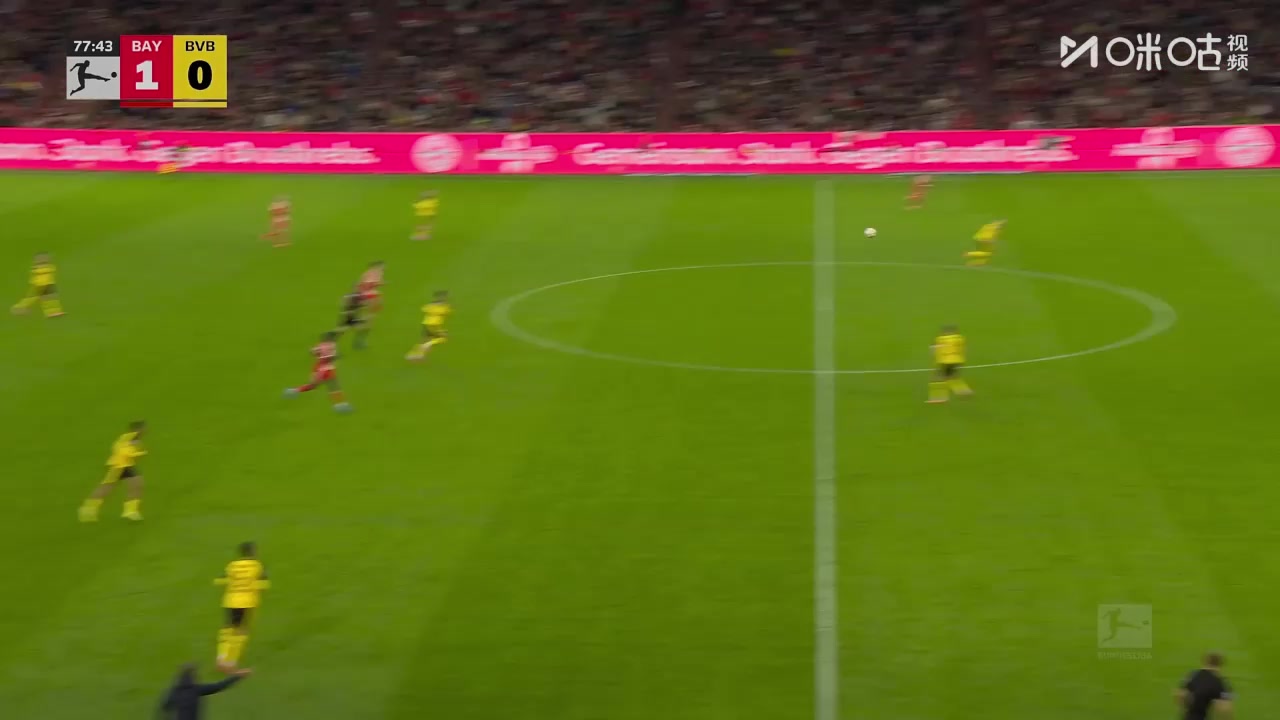 小貝林門前解圍失誤奧利塞跟進鏟射破門拜仁2-0領先多特